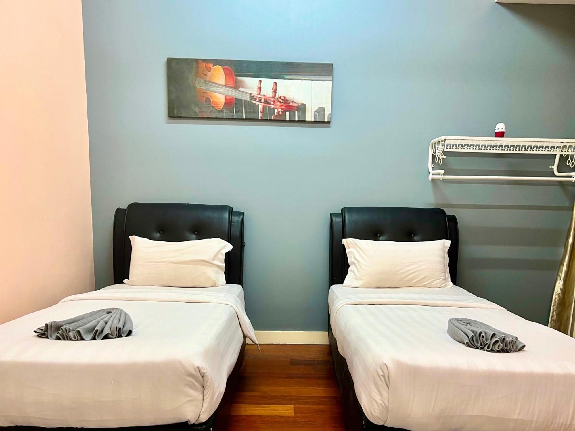 Capital O 90987 The Loft Residences Homestay @ Imago Shopping Mall 2 Kampong Sembulan Exteriör bild
